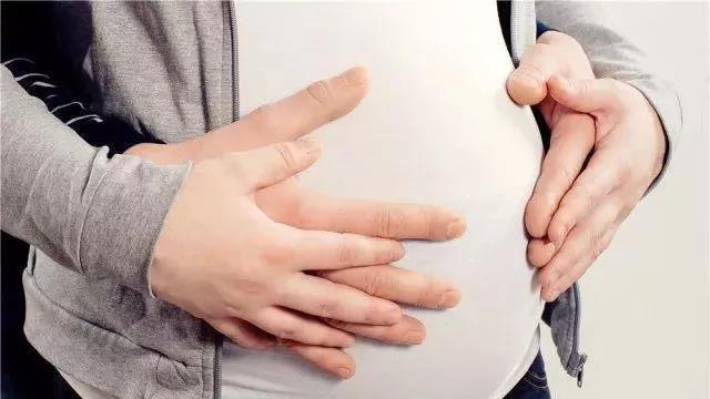 孕妇瑜伽